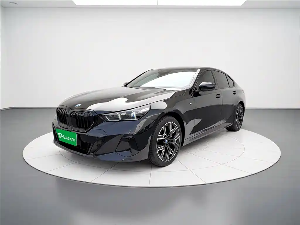BMW 5 Series 2025