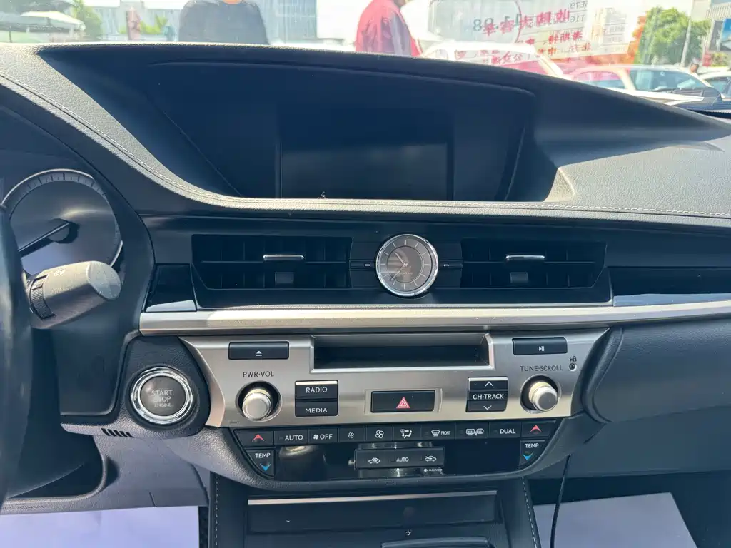 Lexus ES 2015 200 Elite
