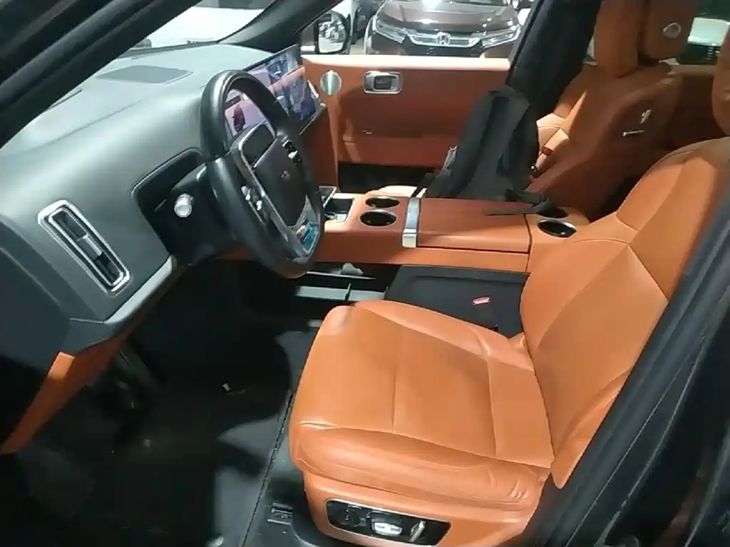 Li Auto Li L8 — миниатюра 15