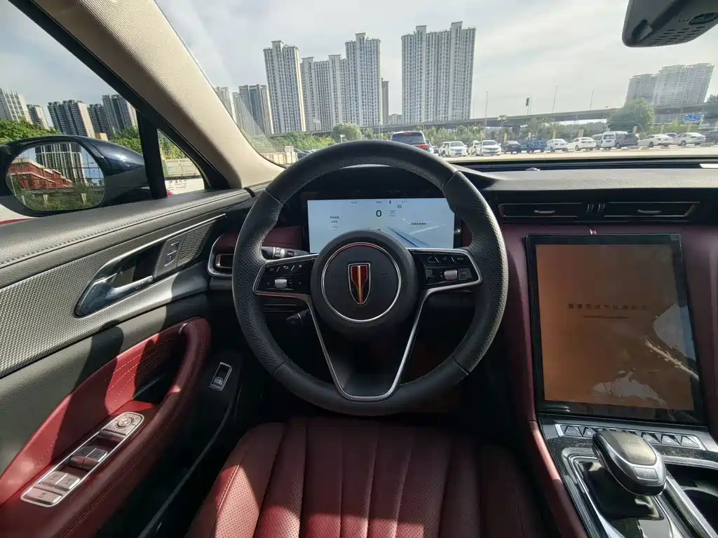 Hongqi Hongqi H5 — миниатюра 7