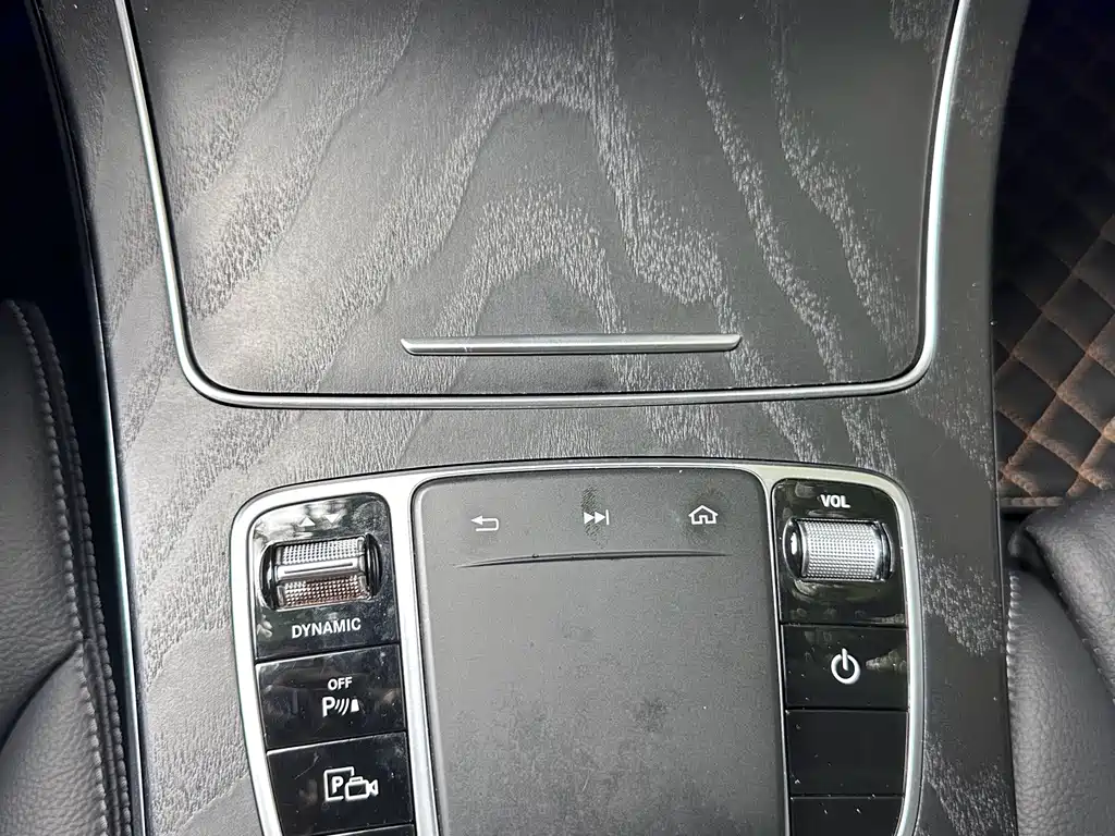 Mercedes-Benz C-Class — миниатюра 16
