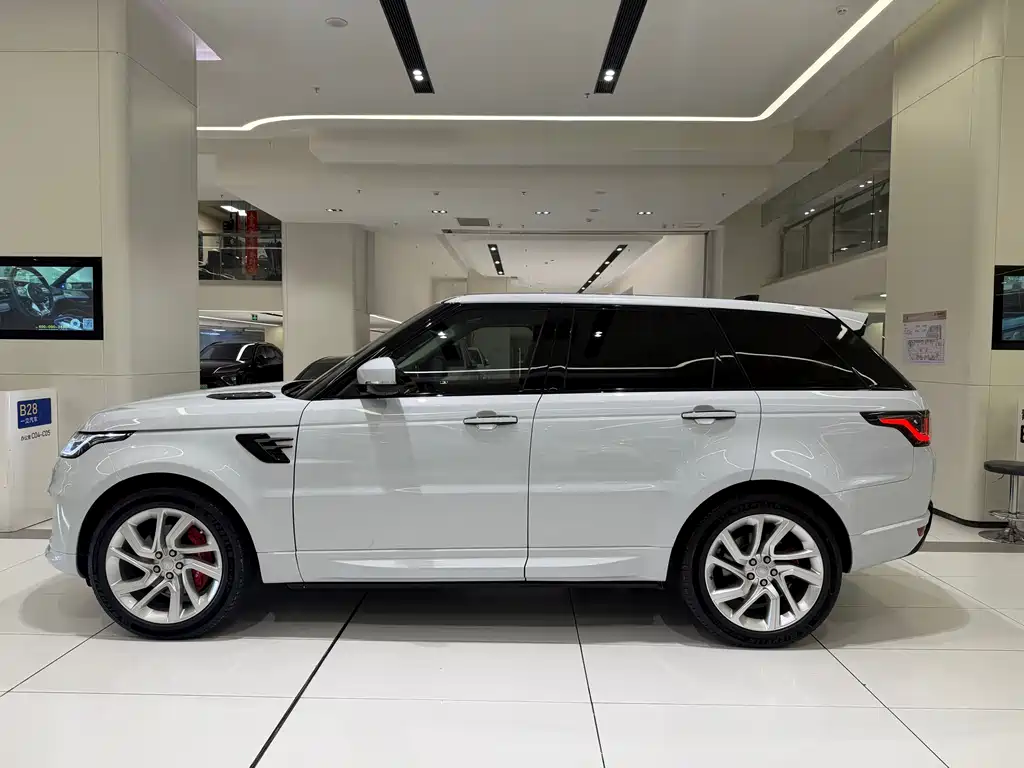Land Rover Sport — миниатюра 3