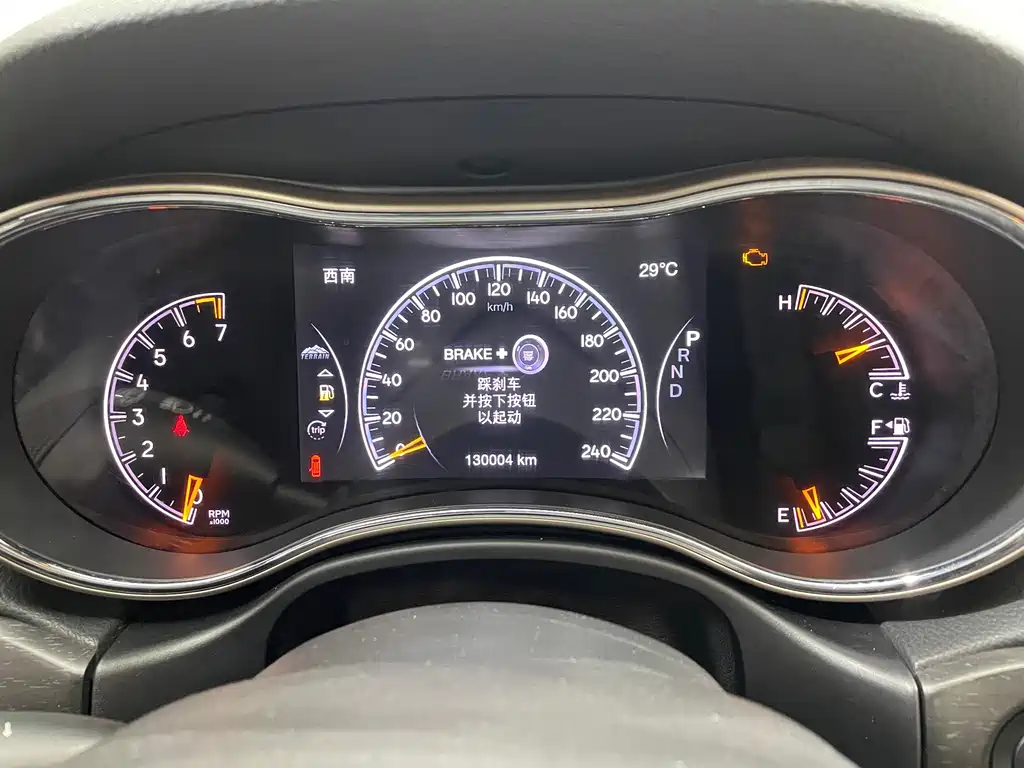 Jeep Grand Cherokee (Import) — миниатюра 17