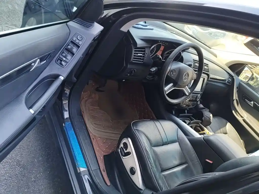 Mercedes-Benz R-Class — миниатюра 16