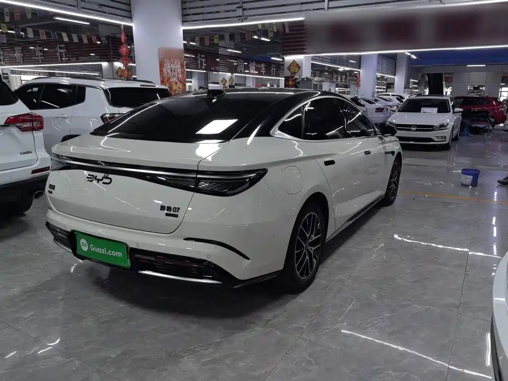 BYD Seal 07 DM-i — миниатюра 9