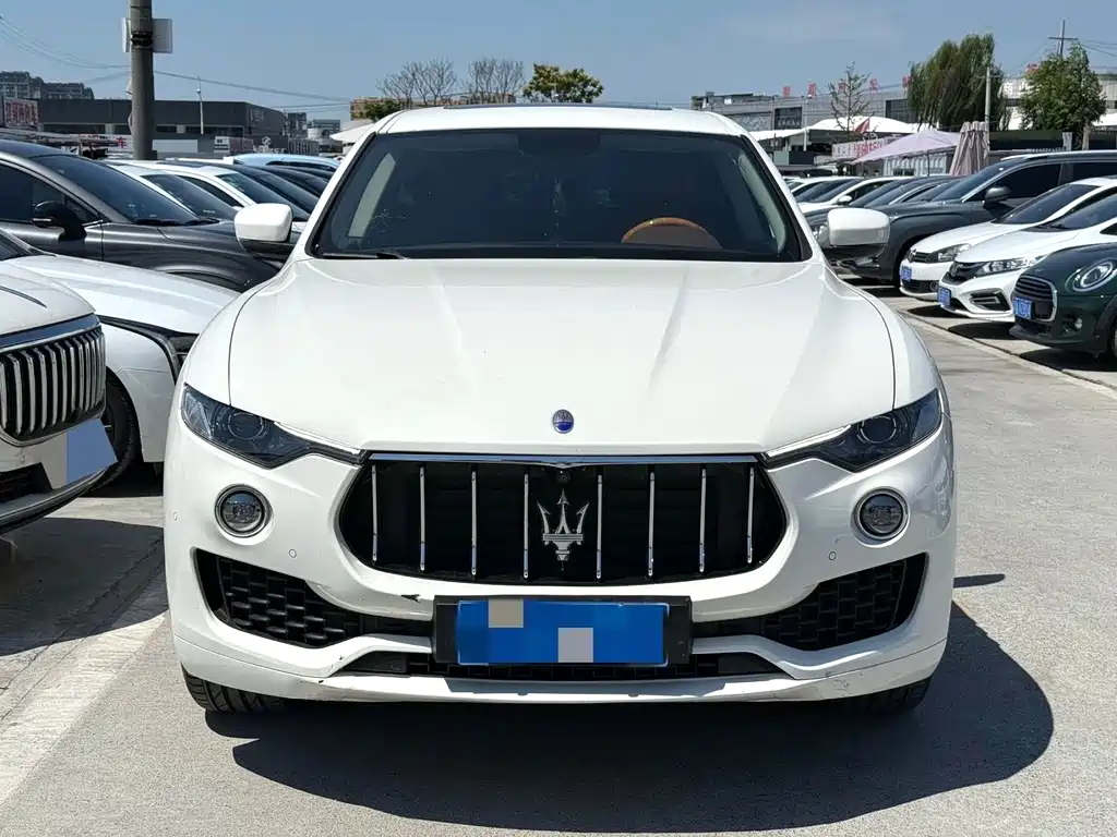 Maserati Levante — миниатюра 2