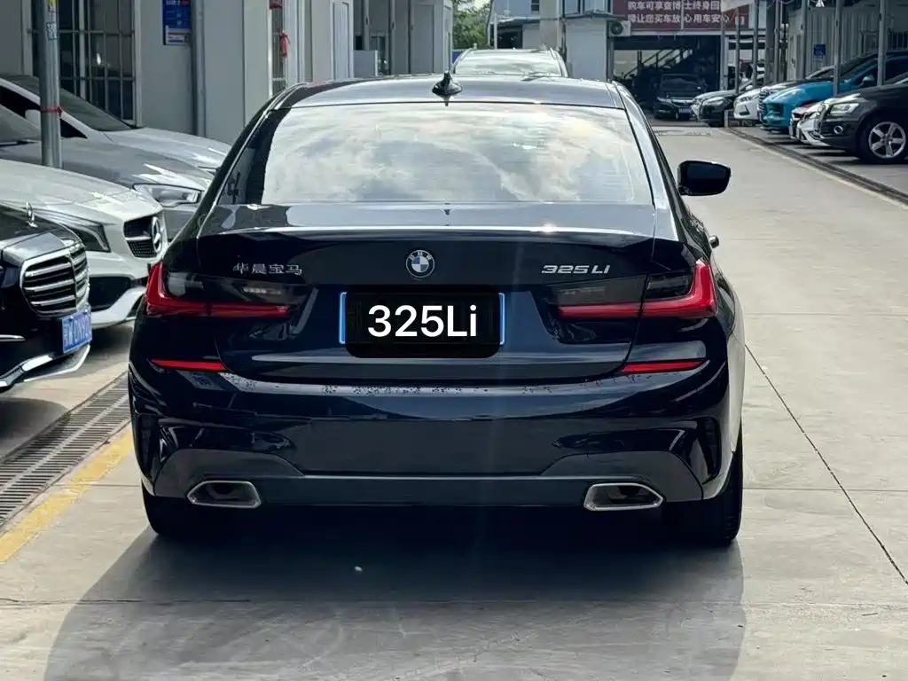 BMW 3 Series — миниатюра 4