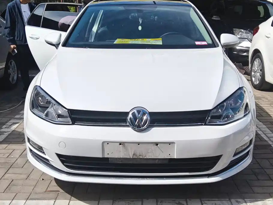 Volkswagen Golf — миниатюра 2
