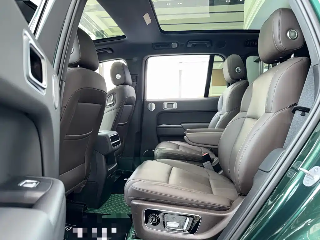 Li Auto Li L8 — миниатюра 5