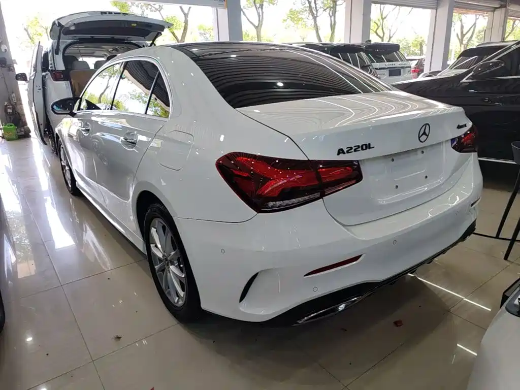 Mercedes-Benz A-Class — миниатюра 5