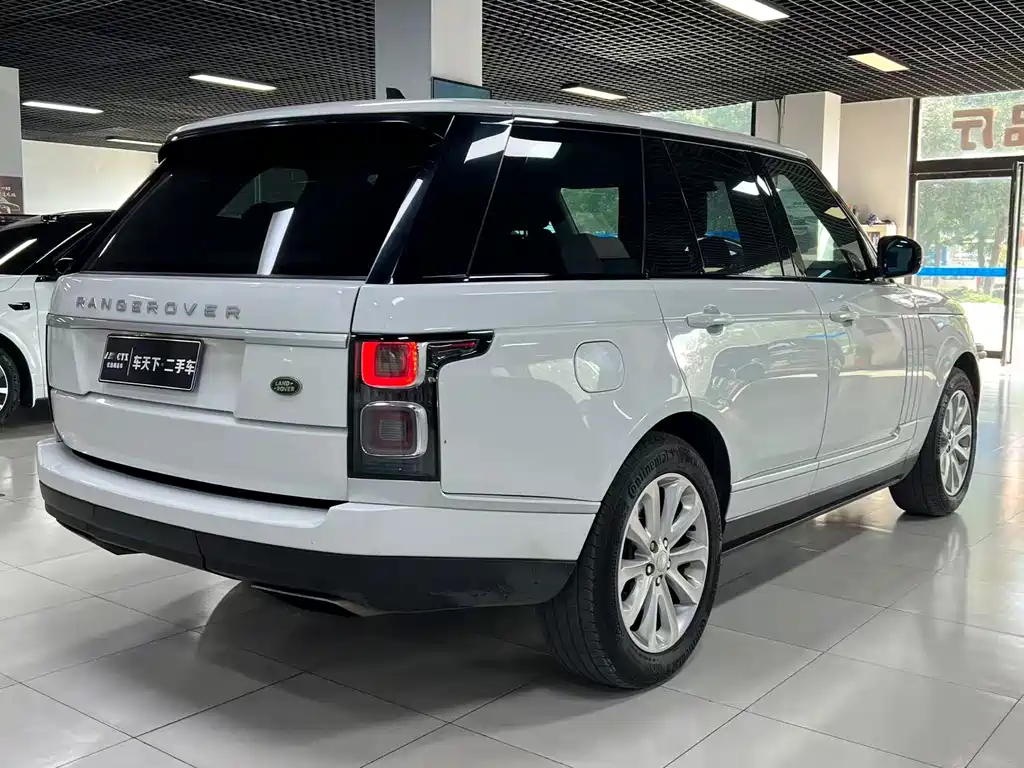 Land Rover Range Rover — миниатюра 6