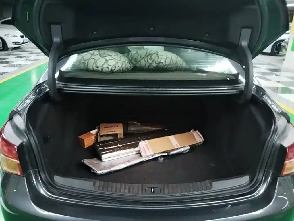 Buick Verano — миниатюра 16