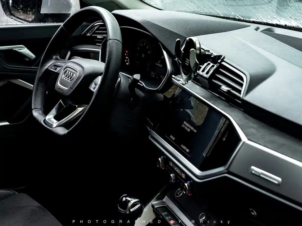 Audi Q3 — миниатюра 6
