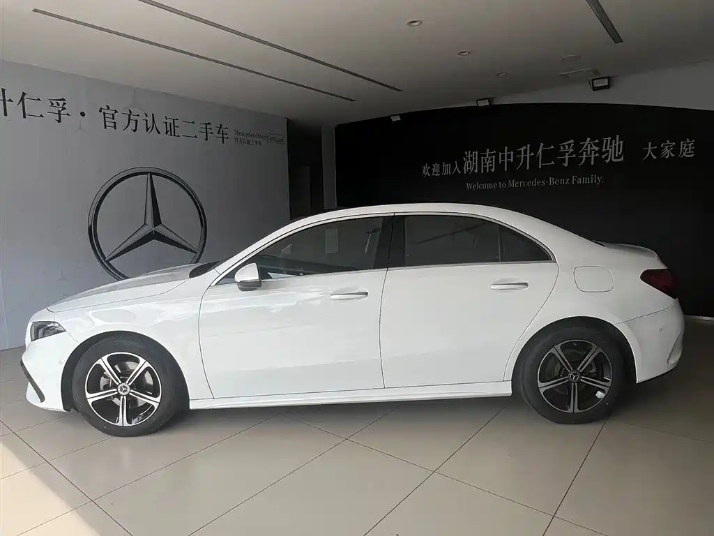 Mercedes-Benz A-Class — миниатюра 3