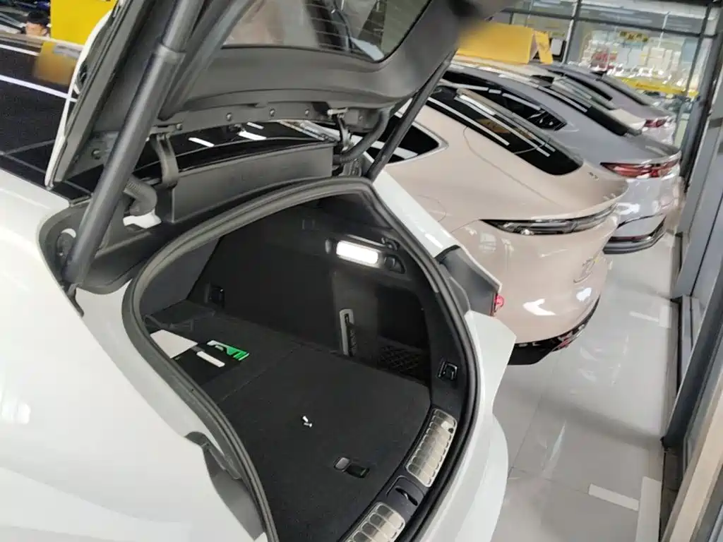 NIO ET5 — миниатюра 19