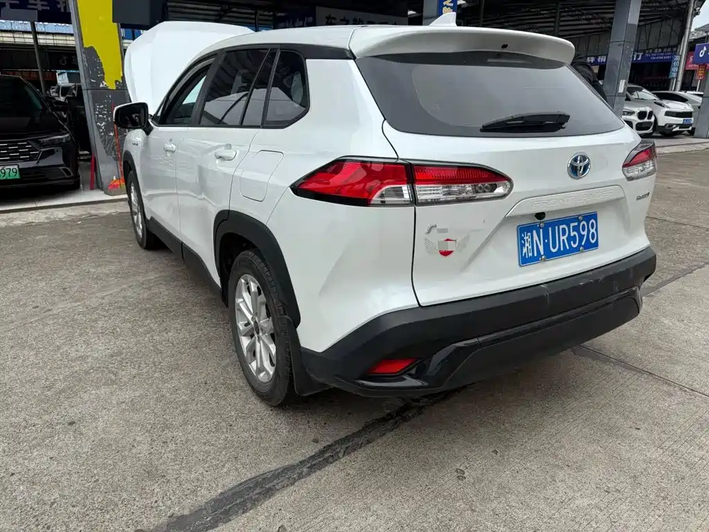Toyota Frontlander — миниатюра 4