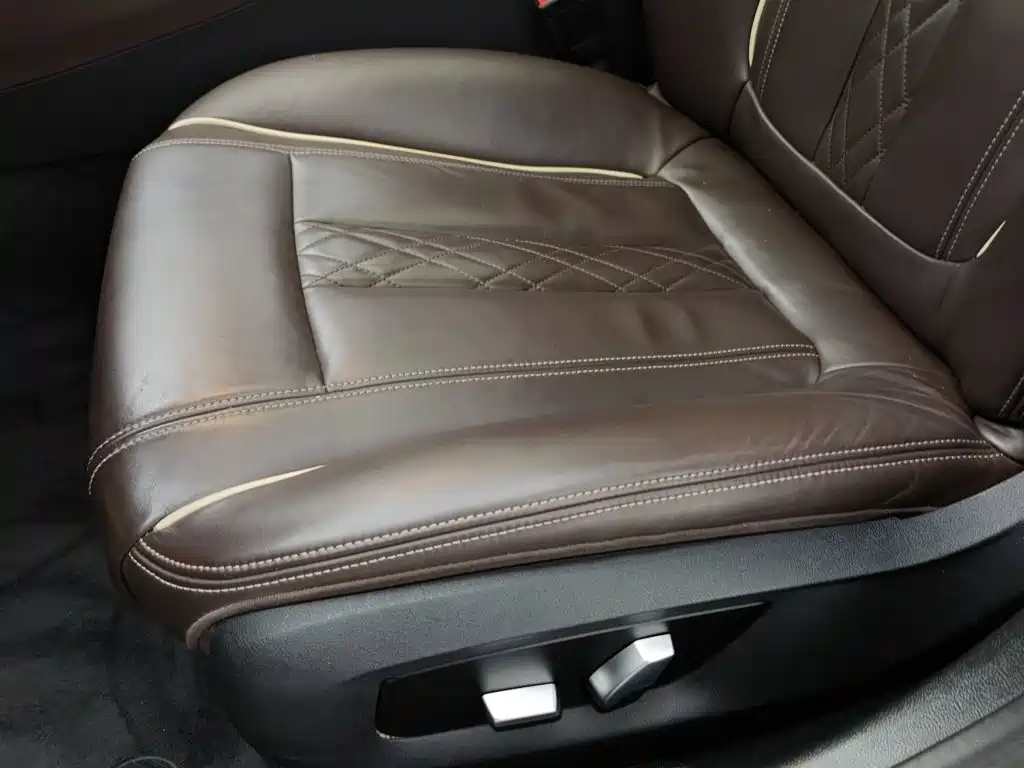 BMW 5 Series New Energy — миниатюра 20