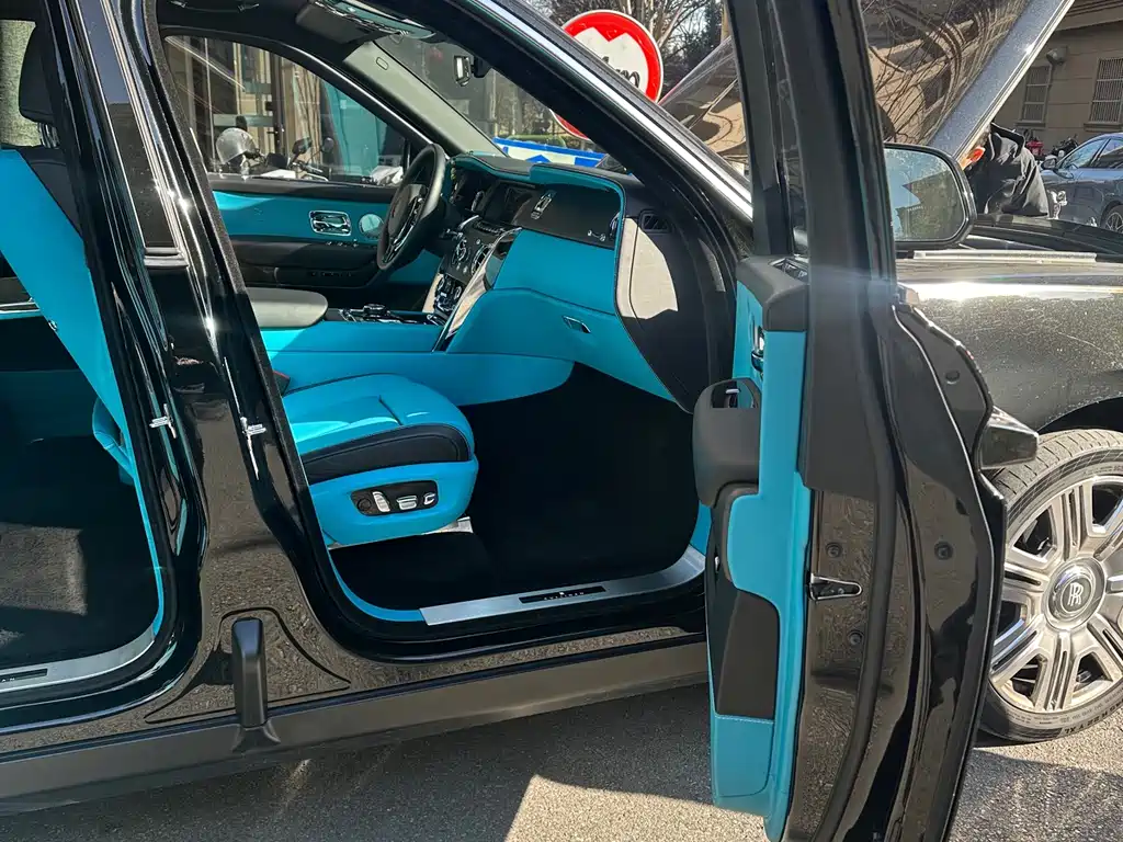 ROLLS-ROYCE CULLINAN