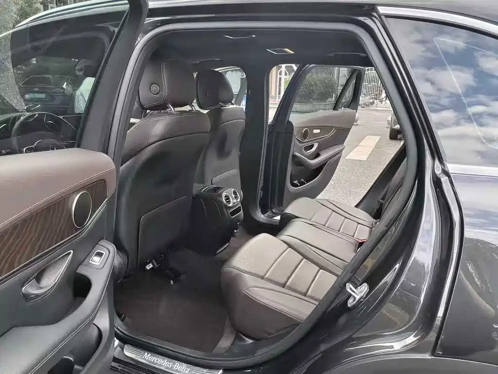 Mercedes-Benz GLC — миниатюра 8