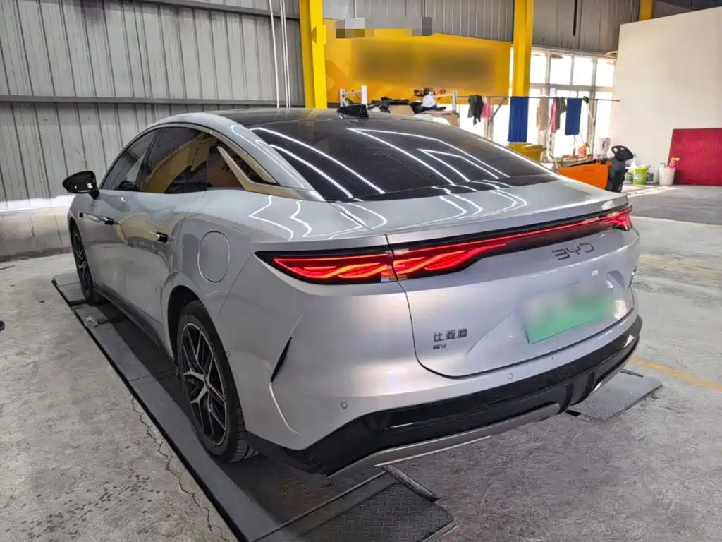 BYD Han L — миниатюра 5