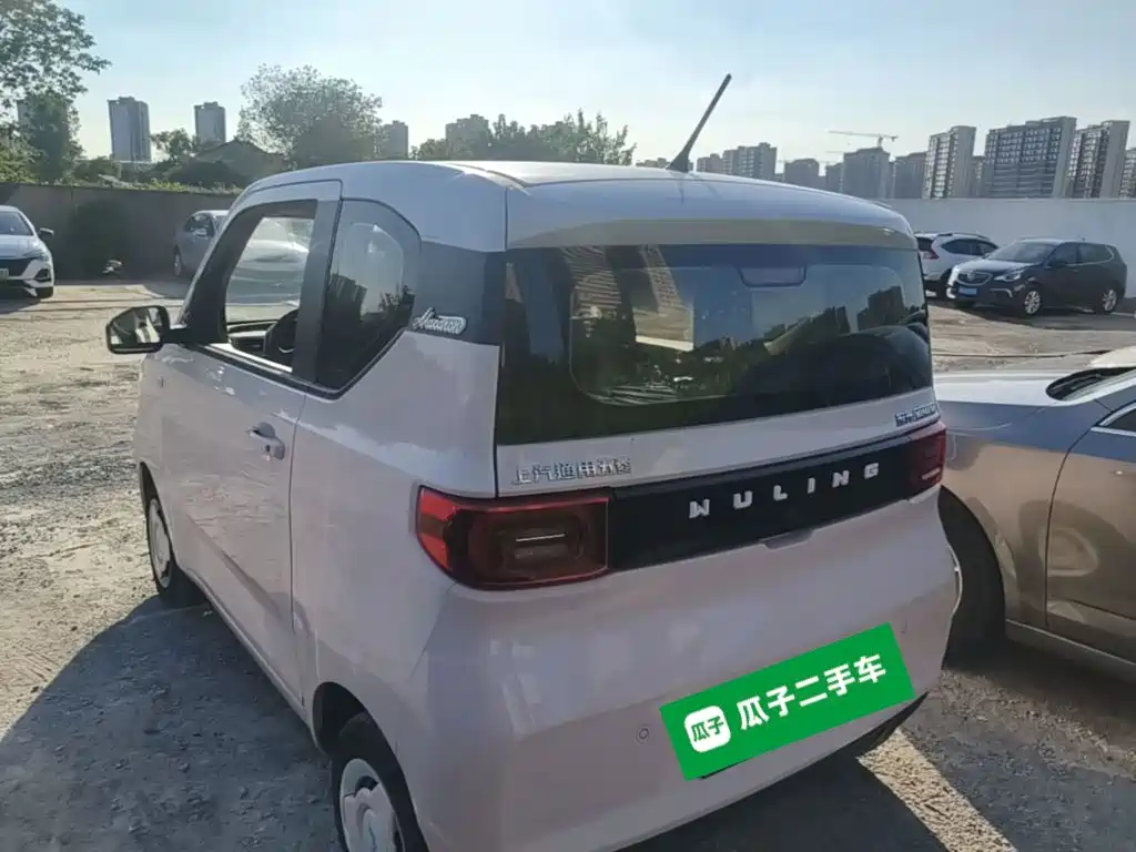 Wuling MINIEV — миниатюра 5