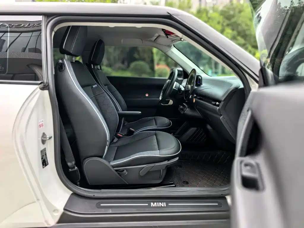 MINI MINI COOPER EV — миниатюра 13