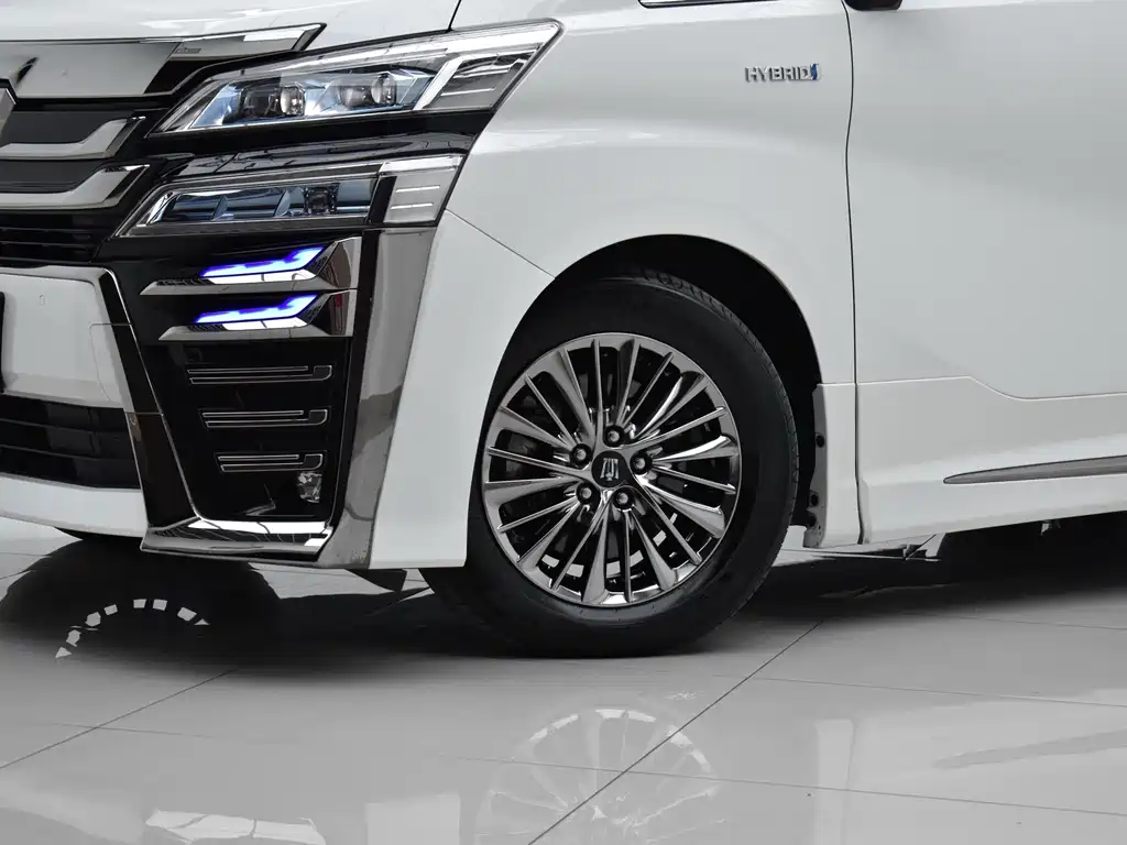 Toyota Vellfire — миниатюра 25