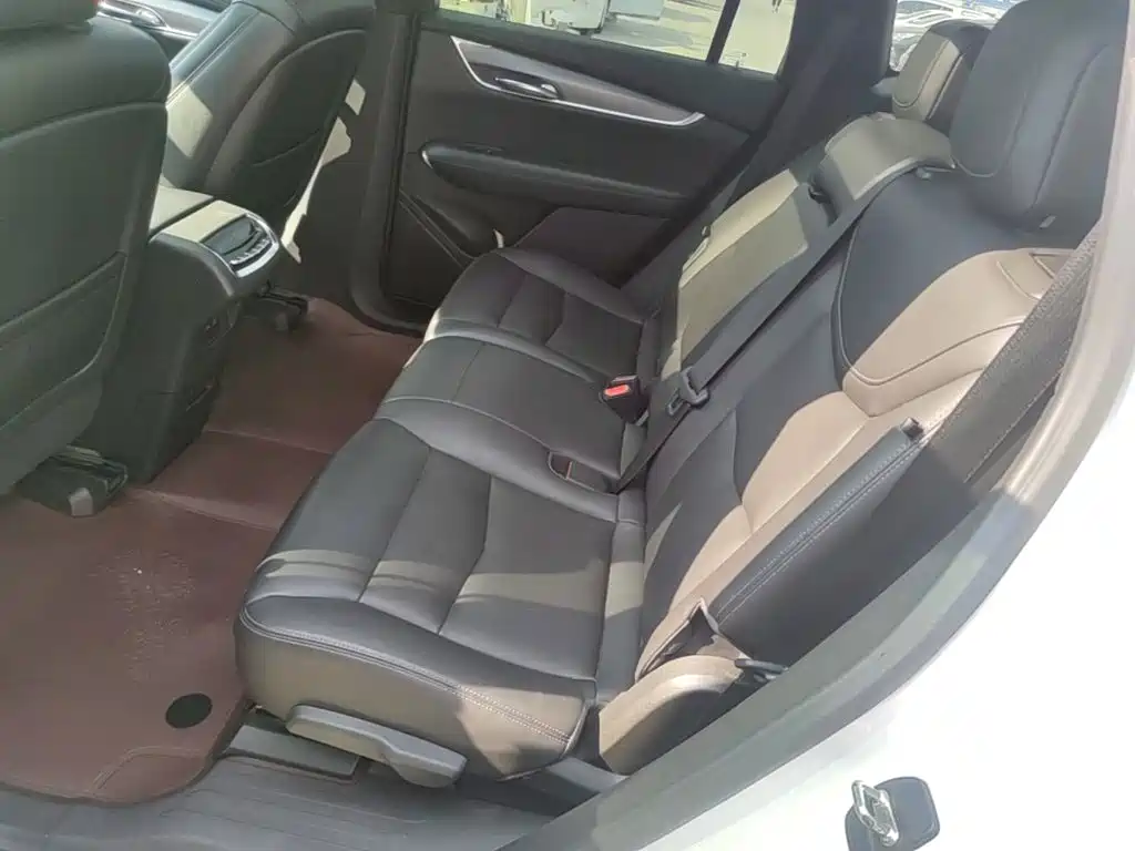 Cadillac XT6 — миниатюра 17