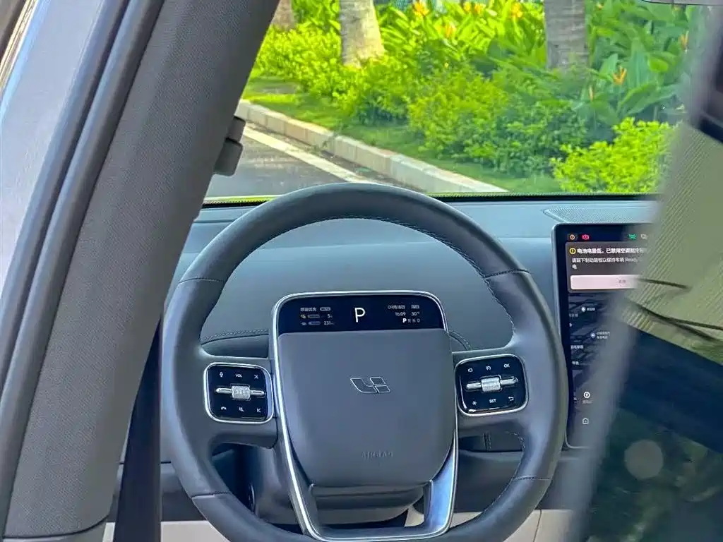 IDEAL CAR IDEAL L8