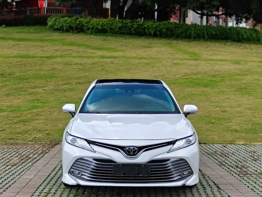 Toyota Camry 2019 2.5G Luxury V