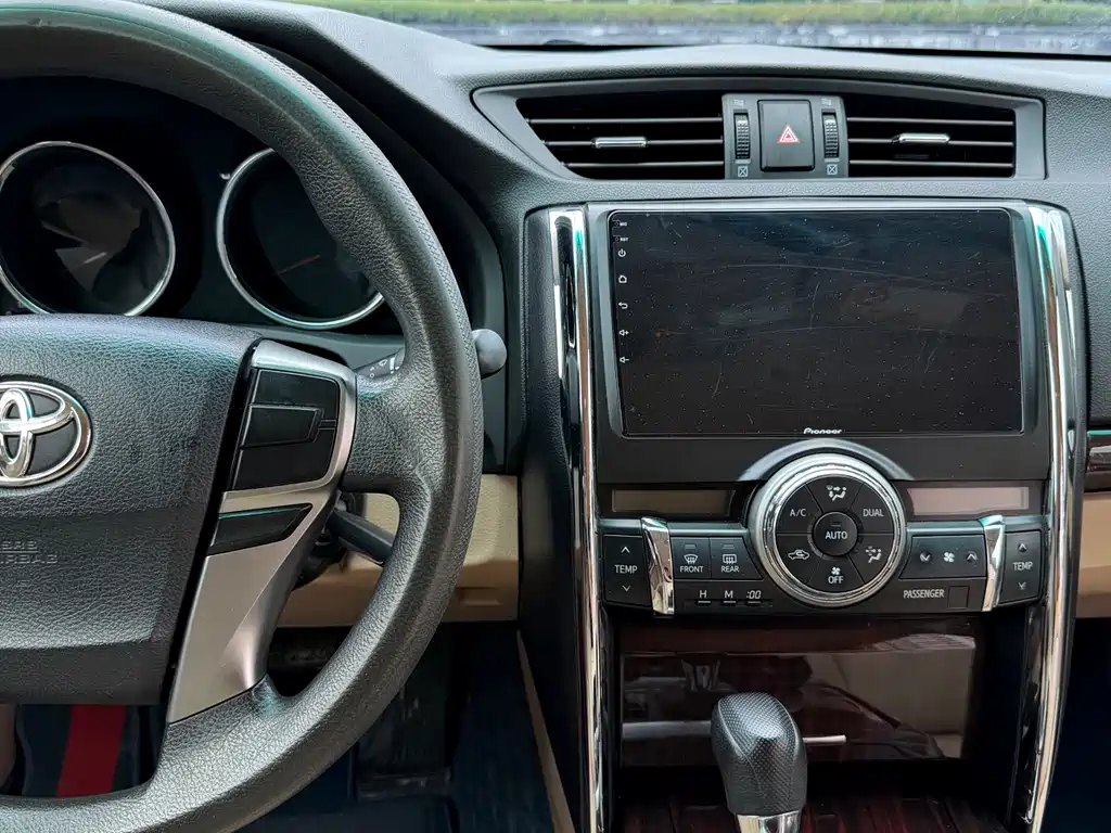 Toyota Reiz 2.5S Grace Essence Edition, фото 19