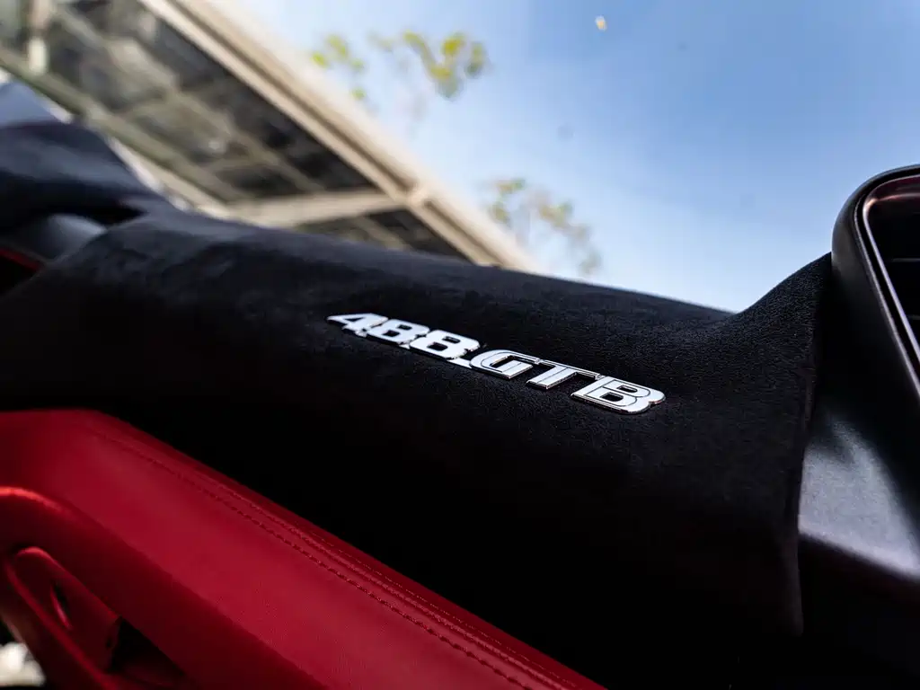 Ferrari 488 — миниатюра 15