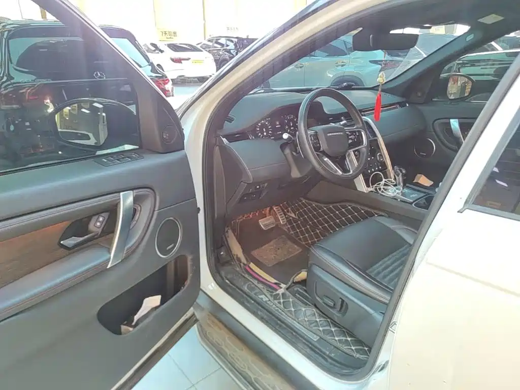 Land Rover Discovery Sport — миниатюра 16