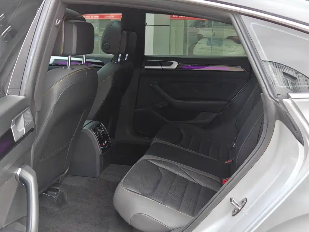 Volkswagen CC — миниатюра 6