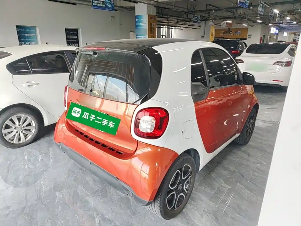 smart Smart Fortwo — миниатюра 7