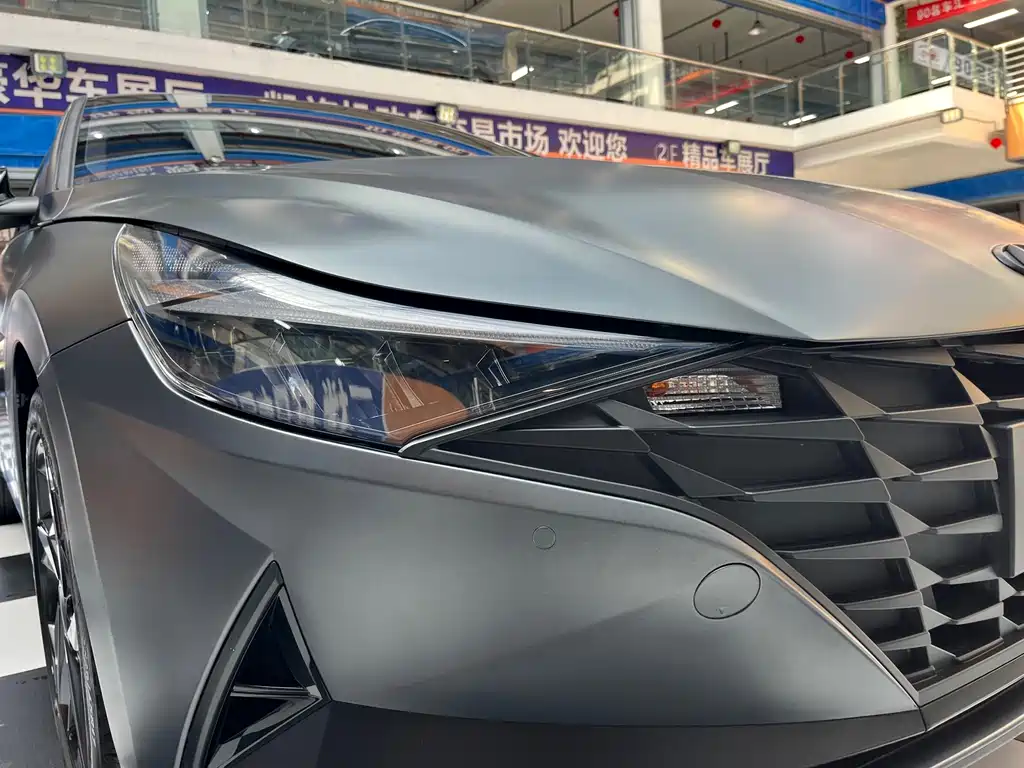 Hyundai Elantra — миниатюра 18