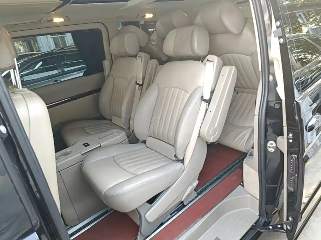 Mercedes-Benz Viano — миниатюра 17