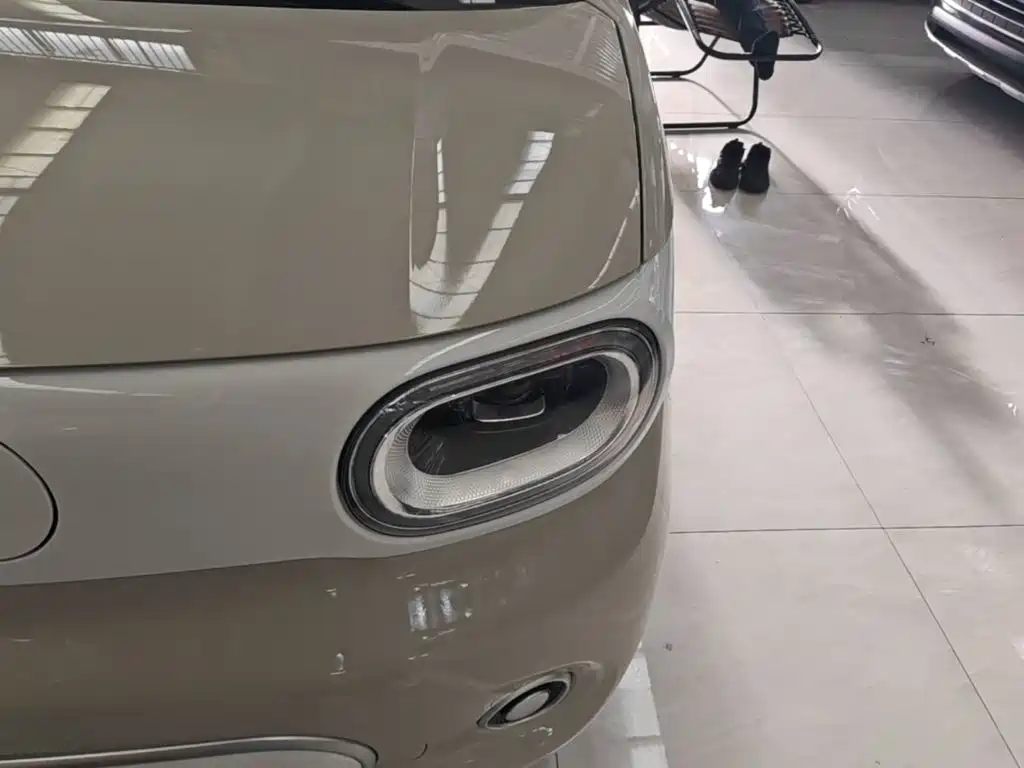 Wuling MINIEV — миниатюра 24