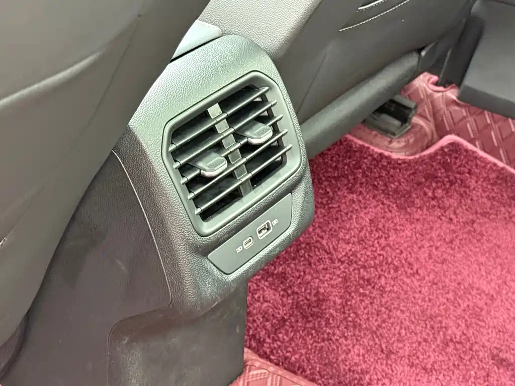Volkswagen Lamando — миниатюра 13