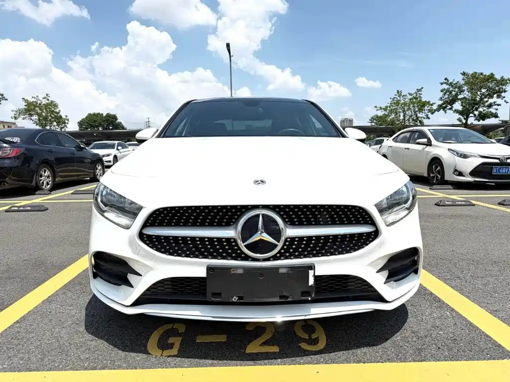 Mercedes-Benz A-Class — миниатюра 2