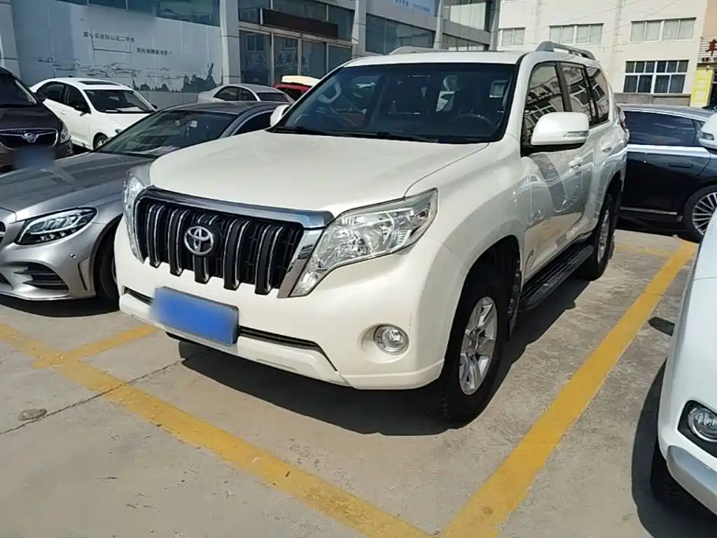 Toyota Prado