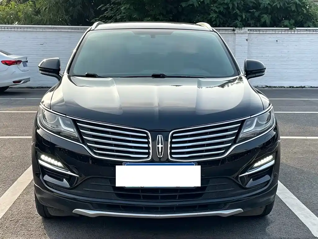 Lincoln MKC — миниатюра 2