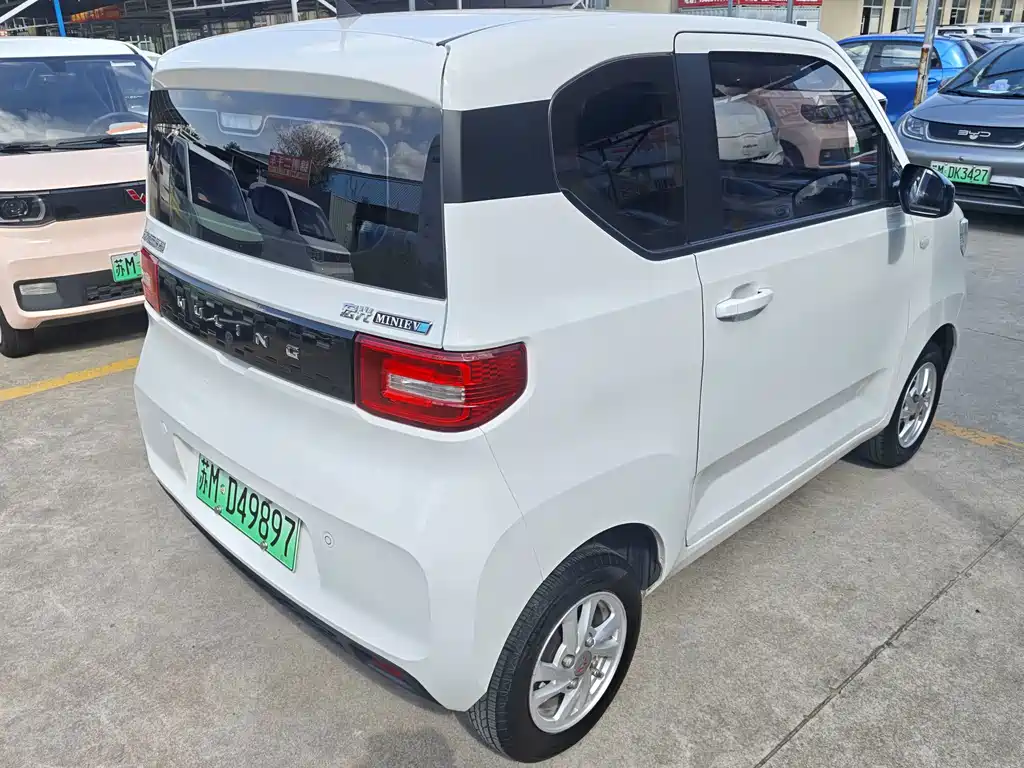 Wuling MINIEV — миниатюра 5