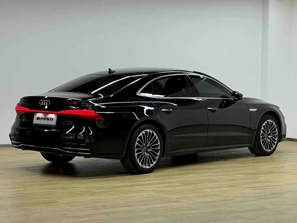 Audi A7L — миниатюра 31