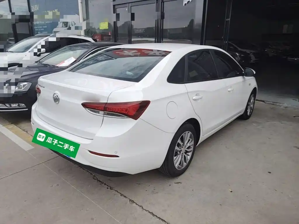 Buick Excelle — миниатюра 7