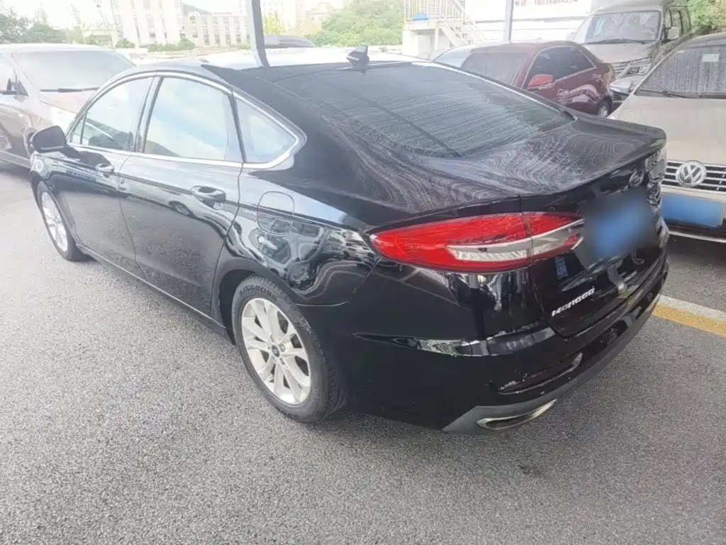 Ford Mondeo — миниатюра 5
