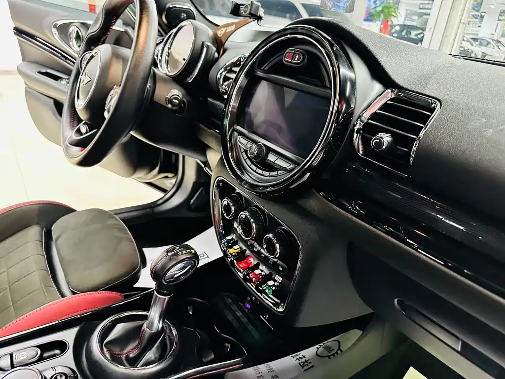 MINI Mini JCW Clubman — миниатюра 37