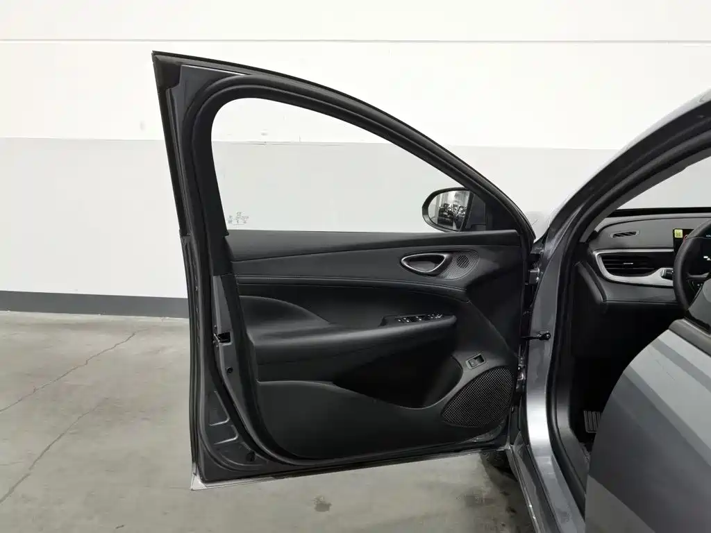 BYD Seal 05 DM-i — миниатюра 8