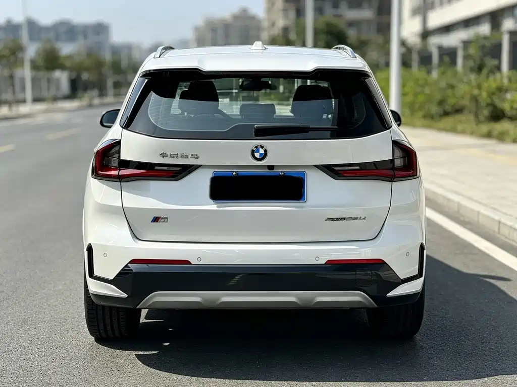 BMW X1 — миниатюра 14