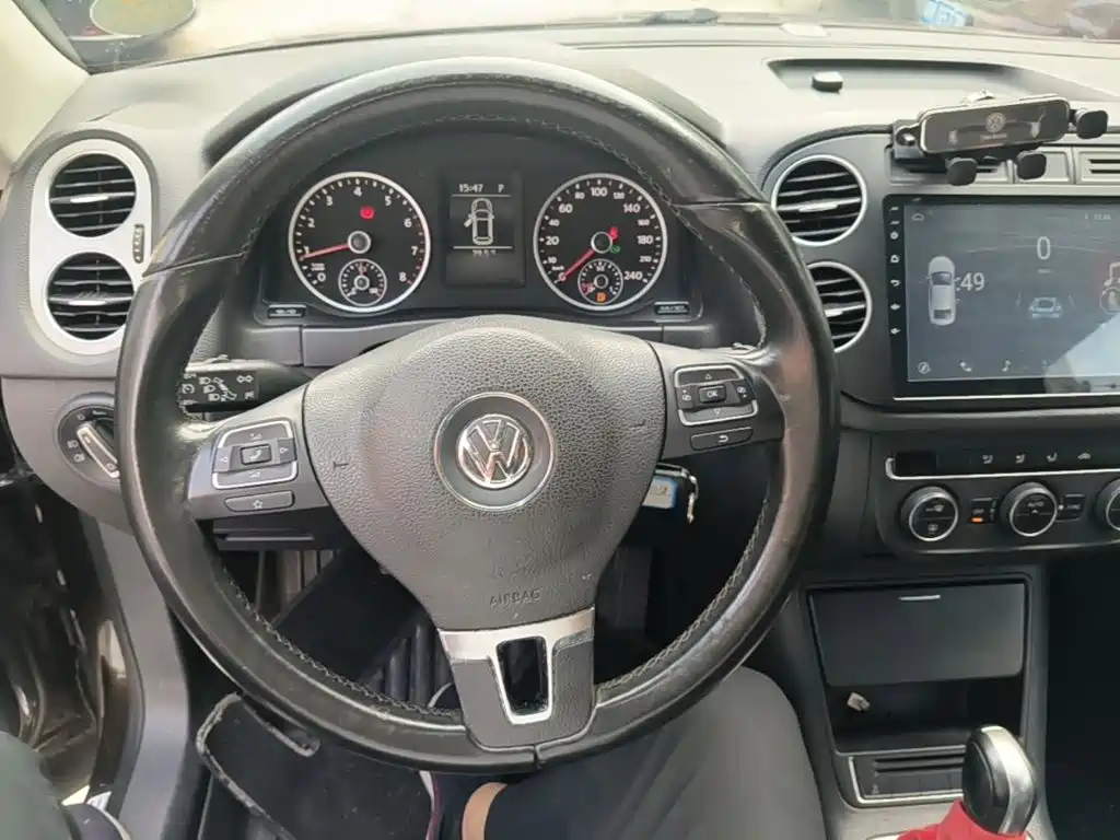 Volkswagen Tiguan — миниатюра 11